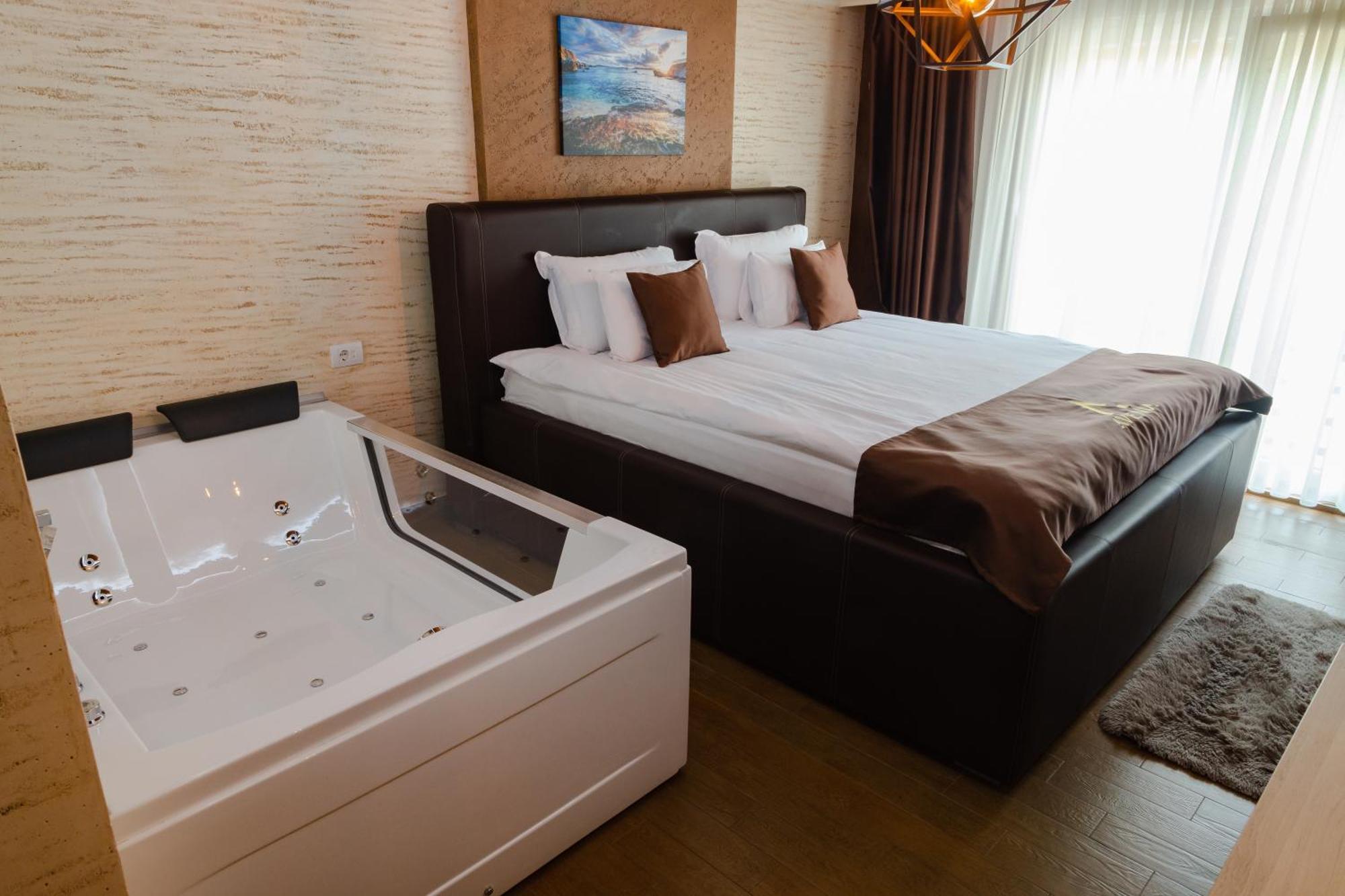 Restaurant & & Avenia Gasthof 4*